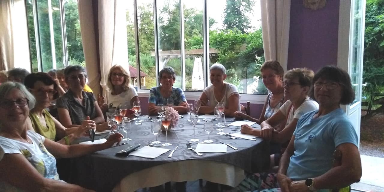 241566027 10215766897923913 6453965067082001496 n