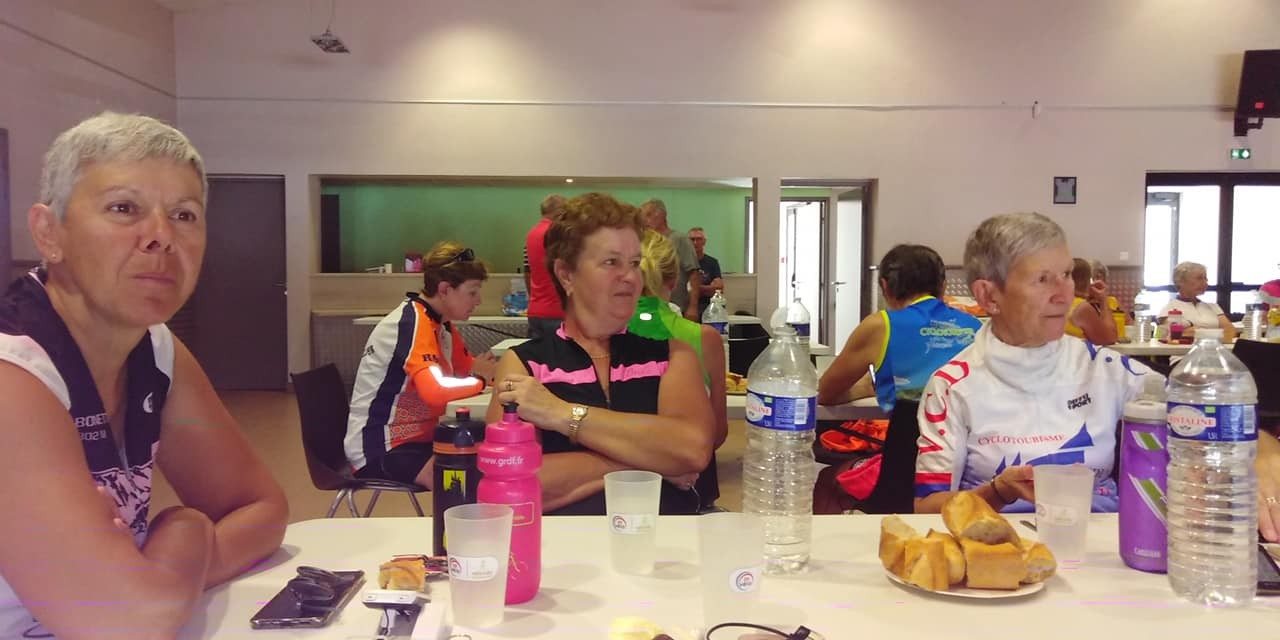 241695043 10215776105834105 2949604944937063388 n